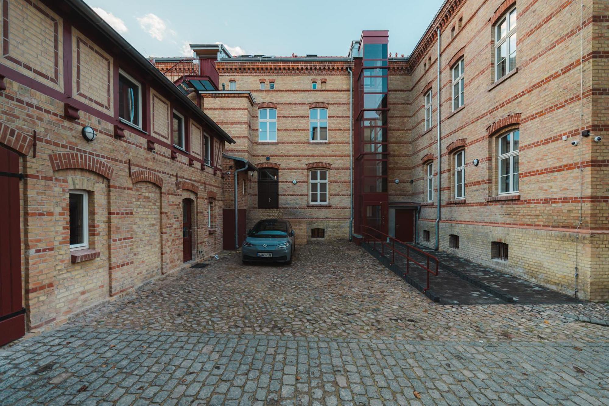 H24 Hotel Apartments Eberswalde ภายนอก รูปภาพ