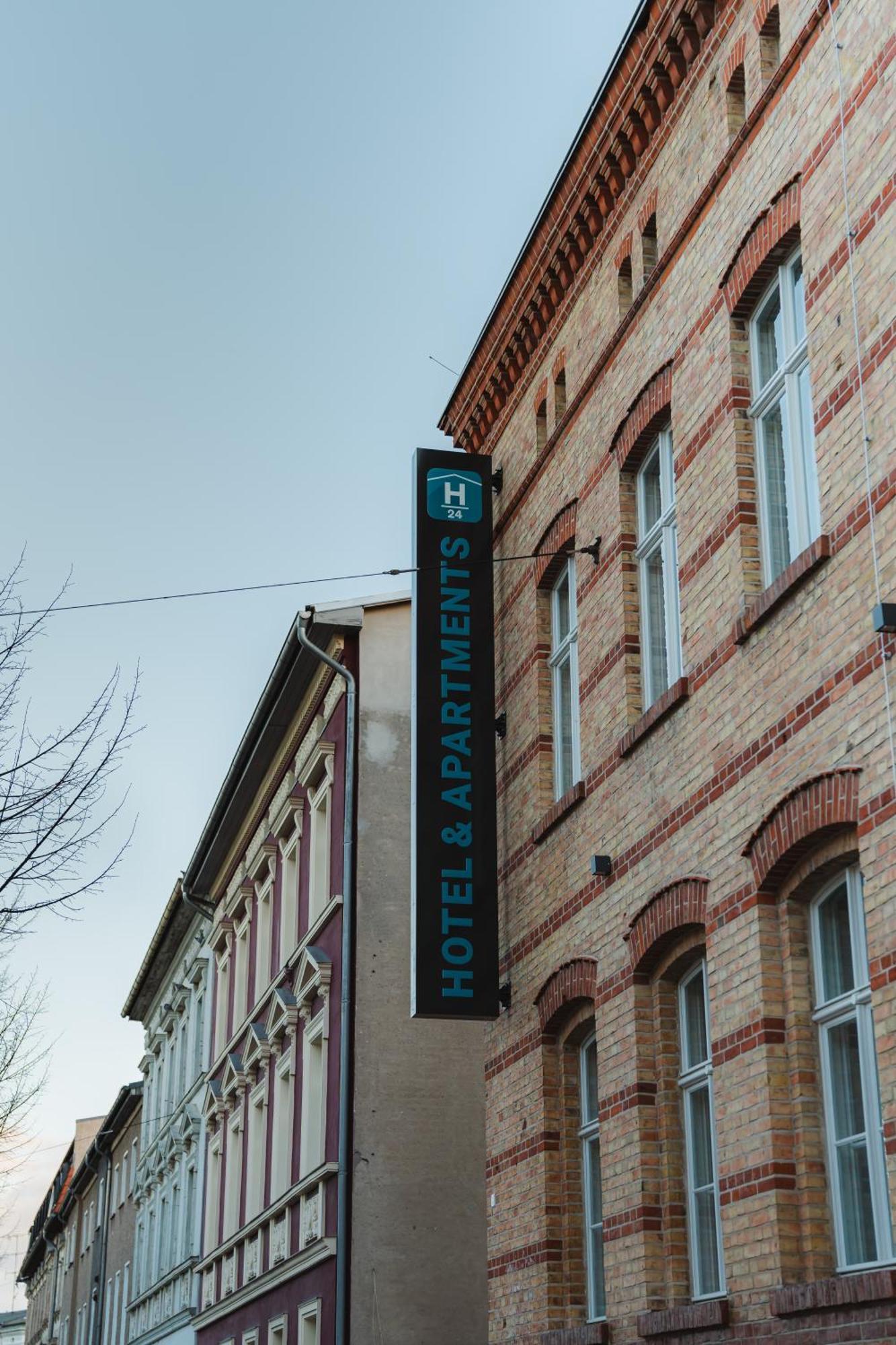 H24 Hotel Apartments Eberswalde ภายนอก รูปภาพ